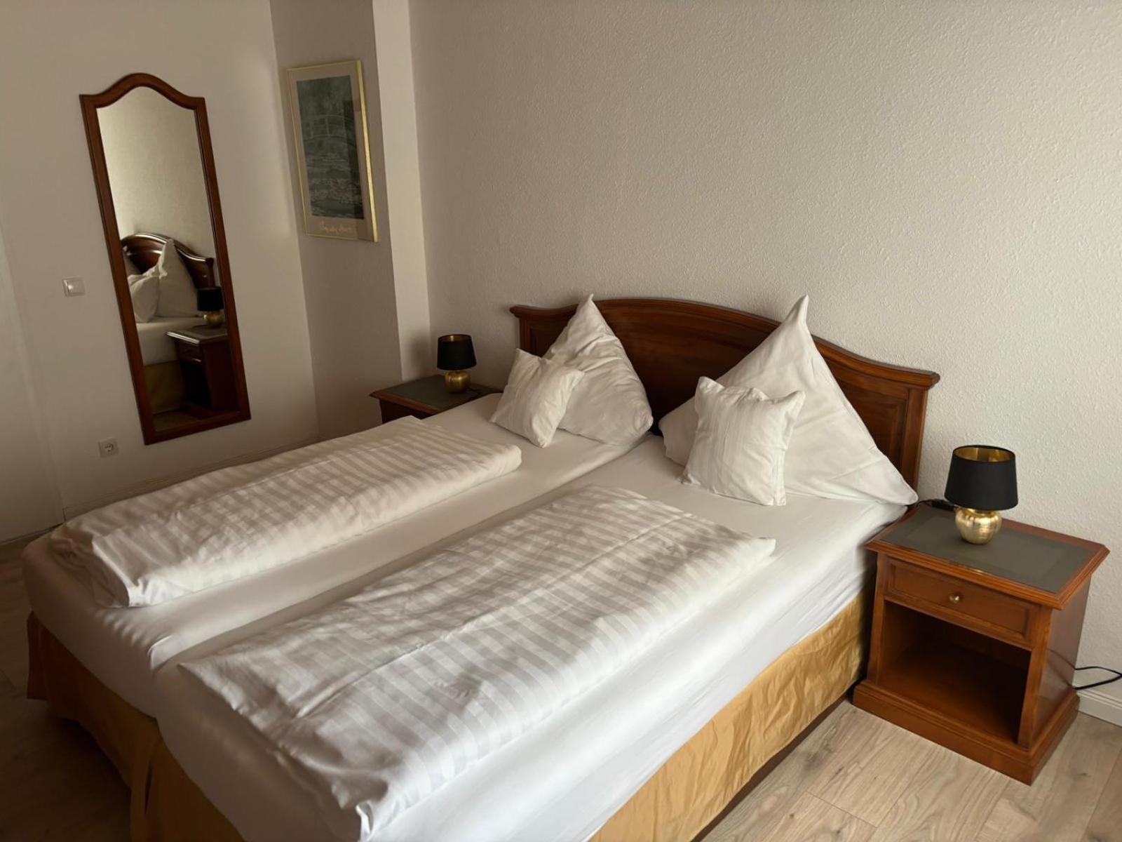 Gaestehaus Mietz Bad Neuenahr-Ahrweiler Bagian luar foto