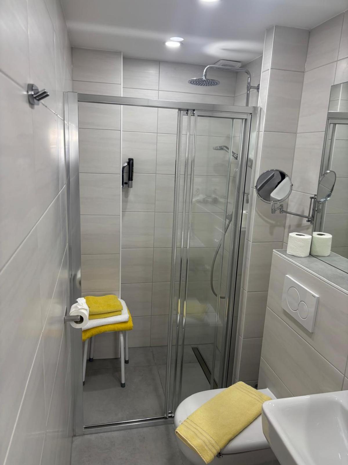 Gaestehaus Mietz Bad Neuenahr-Ahrweiler Bagian luar foto