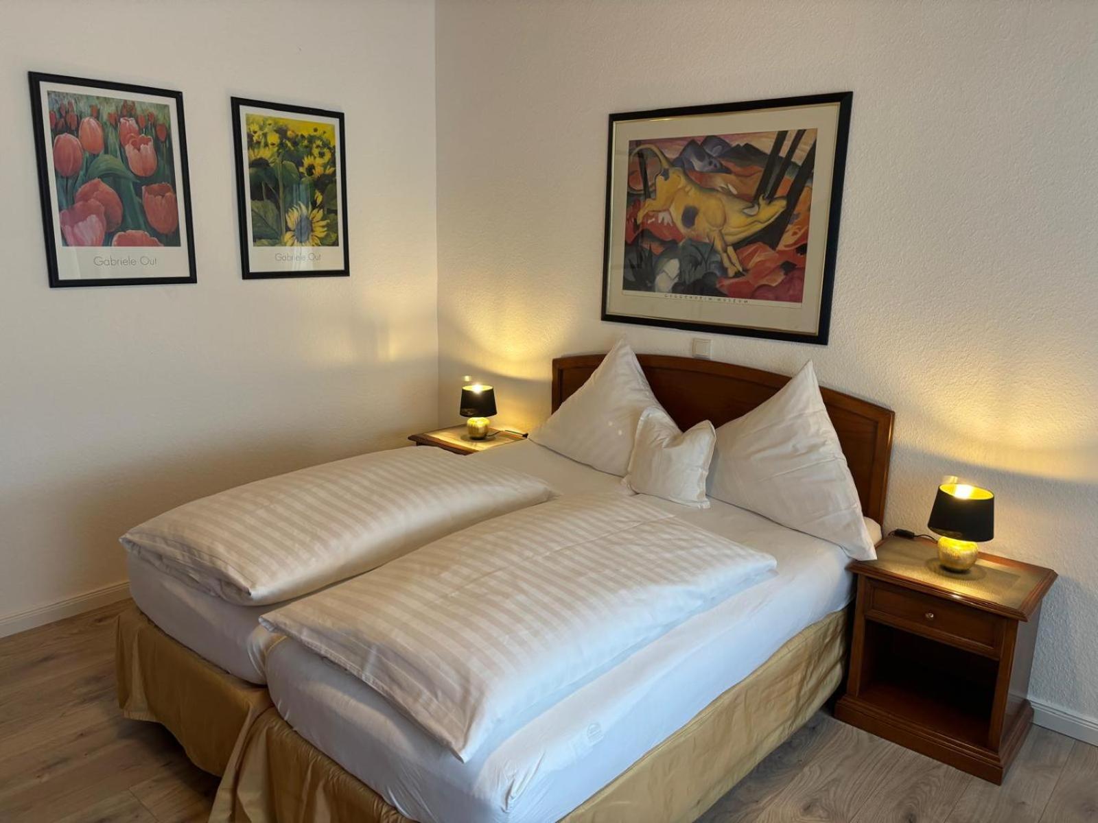 Gaestehaus Mietz Bad Neuenahr-Ahrweiler Bagian luar foto