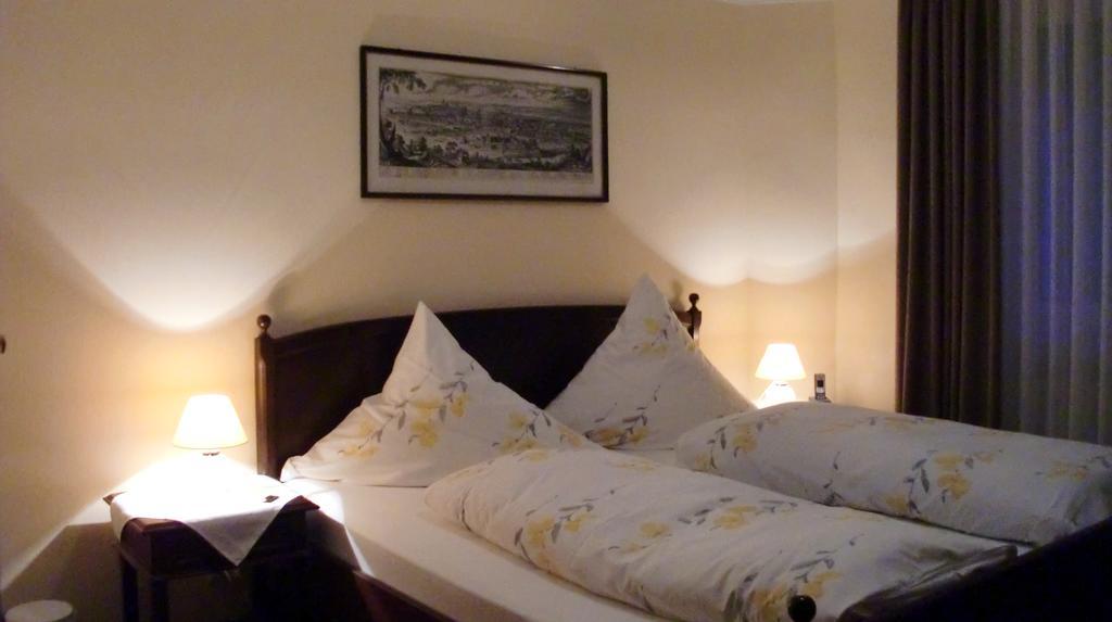 Gaestehaus Mietz Bad Neuenahr-Ahrweiler Bagian luar foto